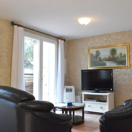 Holiday home Maison 4 Pieces, Terrasse, Proche Plage, 6 Pers., - Fr-1-229b-131 Narbonne